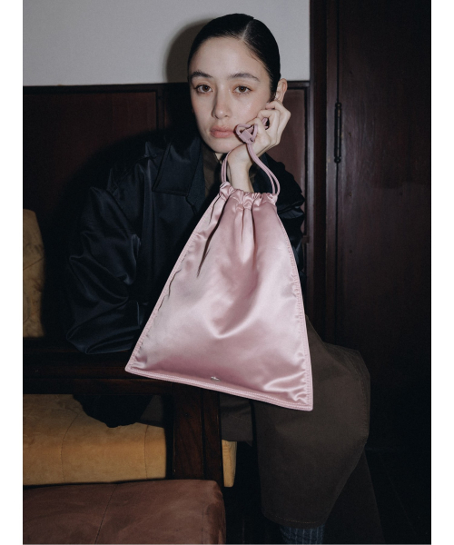 Aperture Nylon Pouch Pink (TA62D4A02X)