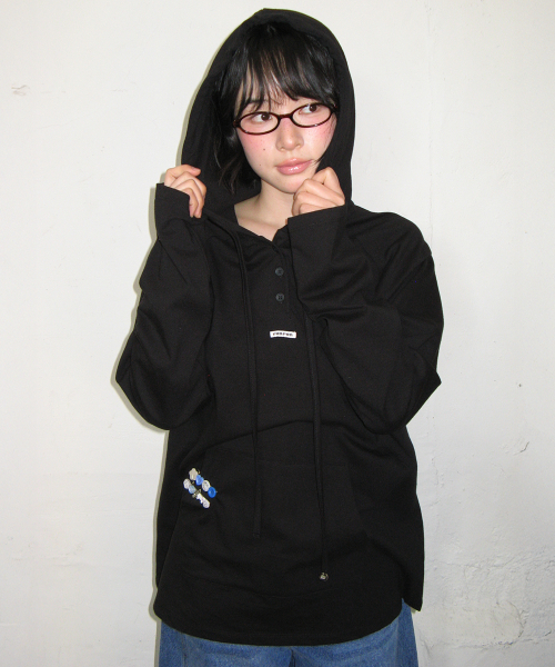 HOODED RAGLAN OVER FIT LONG SLEEVE BLACK