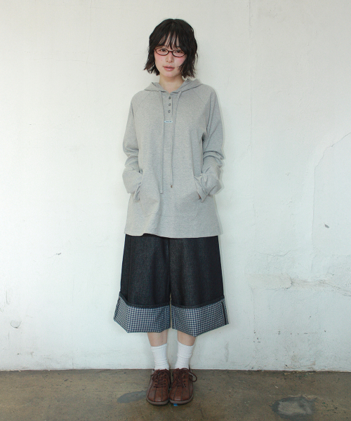 HOODED RAGLAN OVER FIT LONG SLEEVE GREY