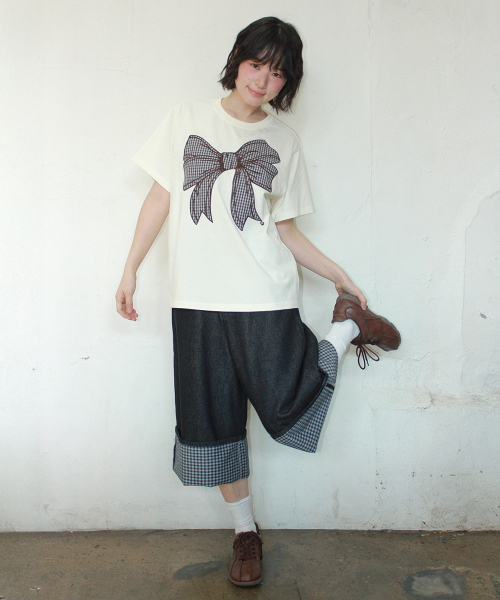 BIG RIBBON APPLIQUE BASIC FIT T SHIRT SOFT YELLOW