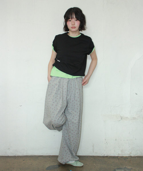 MINI LABEL CROP SHORT SLEEVE BLACK