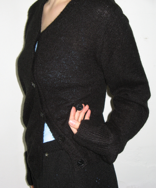 MINI LABEL DIAGONAL KNIT CARDIGAN BLACK