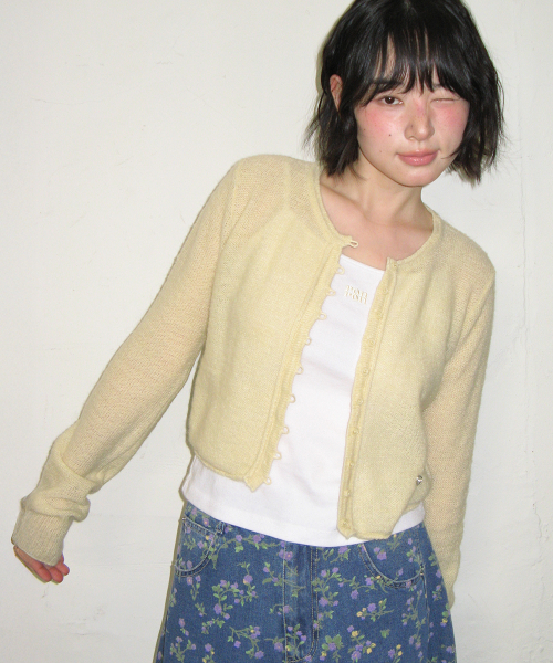 ROLLED EDGE CROP KNIT CARDIGAN BUTTER