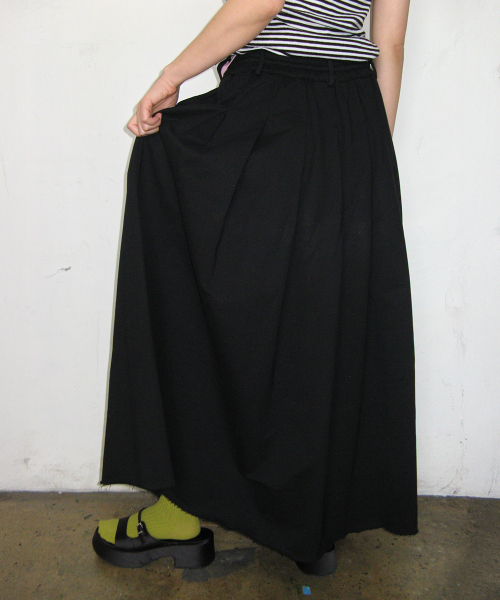 SWEAT PLEATS LONG SKIRT BLACK
