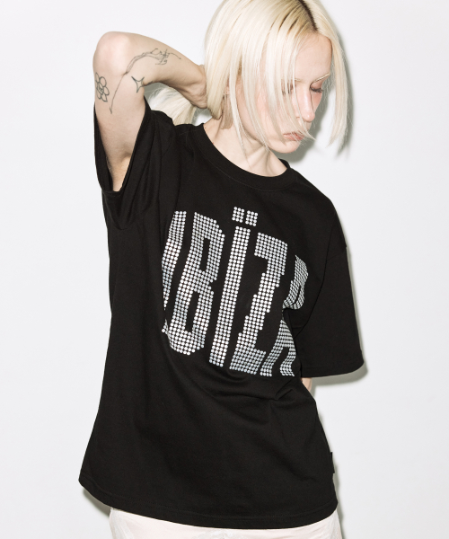 IBIZA RHINESTONE TEE (BLACK) F26QB401