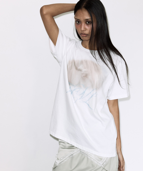 FCL HORSE TEE (WHITE) F26QB119