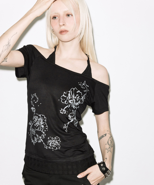 ROSY HALTER OFF-SHOULDER TOP (BLACK) F26QB136