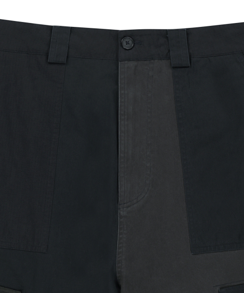PATCHWORK CARGO BERMUDA PANTS FOR MEN IN CHARCOAL