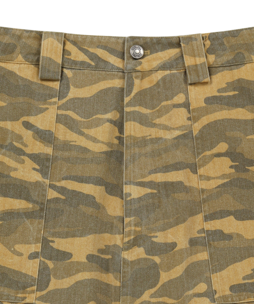 CAMOUFLAGE CARGO BERMUDA PANTS FOR MEN IN CAMEL