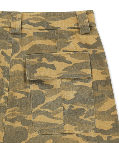 CAMOUFLAGE CARGO BERMUDA PANTS FOR MEN IN CAMEL