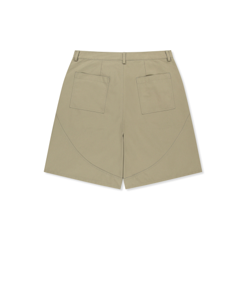 CURVED SEAM BERMUDA PANTS FOR MEN IN BEIGE