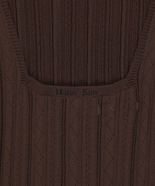 OPEN BACK RIBBED KNIT DRESS IN BROWN