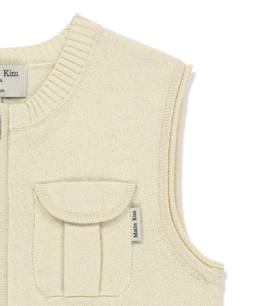 POCKET WASHED KNIT VEST IN LIGHT BEIGE