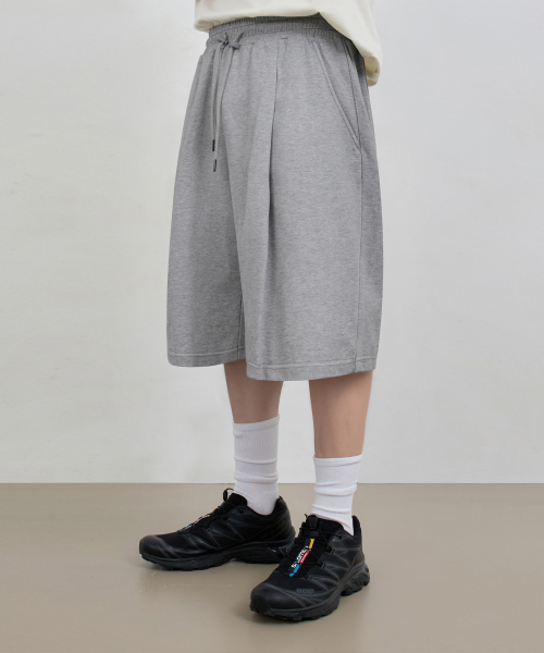 © EVERYONE’S COOLMAX® FABRIC ONE-TUCK SWEAT HALF PANTS_3 COLOR