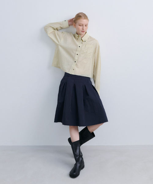LOW EDGE PLEATED SKIRT - NAVY