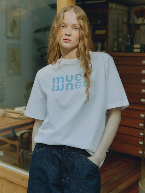 Muemuer Lettering Logo T-Shirt MU2633TS313M