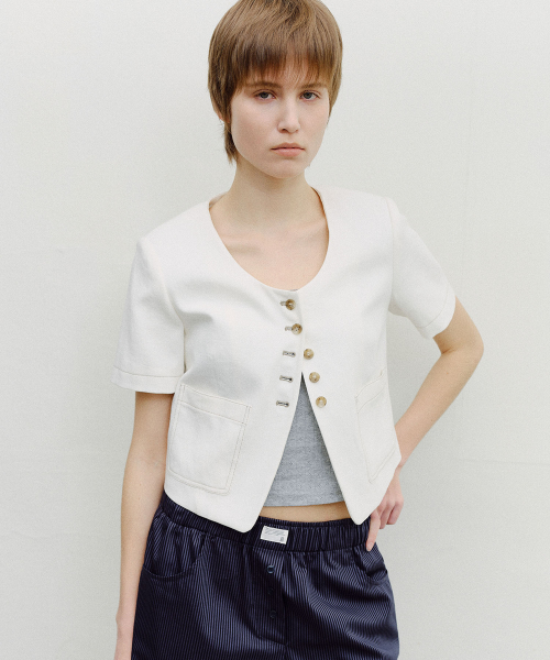 SCOOP NECK CROPPED JACKET - IVORY