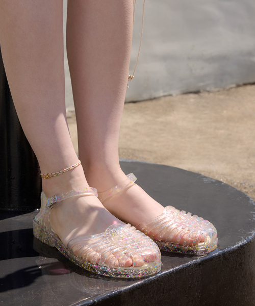 GLAIR STRAPPY SANDALS - CLEAR STAR