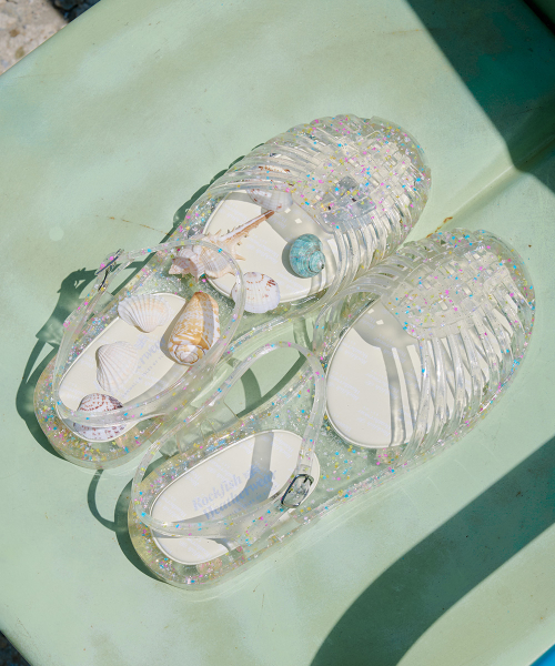 GLAIR STRAPPY SANDALS - CLEAR STAR