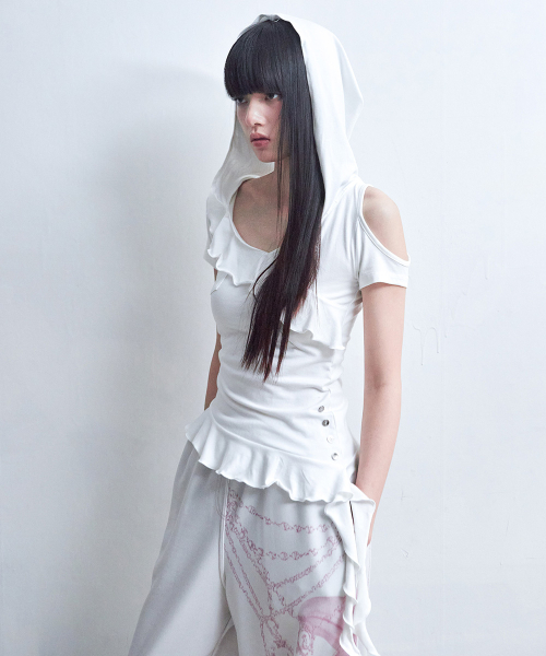 DROP FRILL T SHIRTS [IVORY]