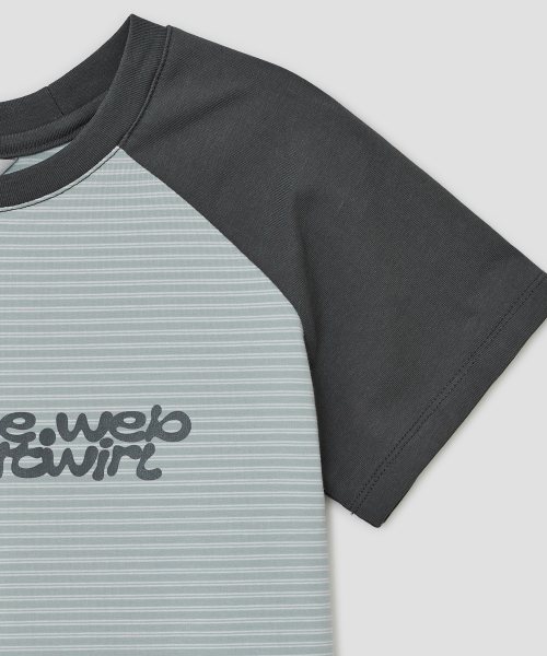 Vivid Twirl Raglan Top [Blue]