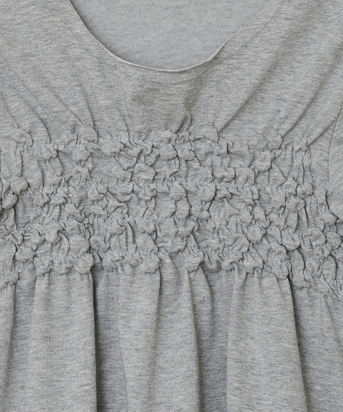 Raw Edge Shirred Top [Gray]