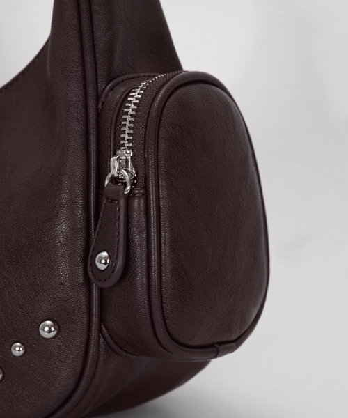 MOTE STUD BAG / BROWN