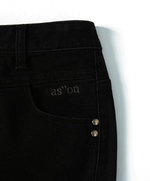 LINE SHORT PANTS