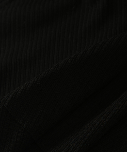 PETAL SLEEVELESS / BLACK