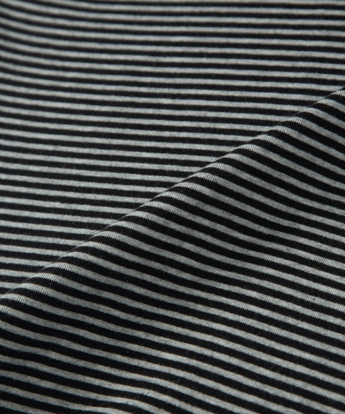 RIPPLE STRIPE SLEEVELESS / BLACK