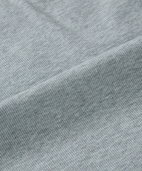 STILL SLEEVELESS / GRAY