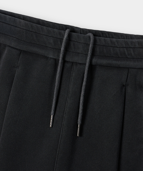 VLAD ONE-TUCK CURVED TRACK SWEAT PANTS_HALF BERMUDA 2 COLOR