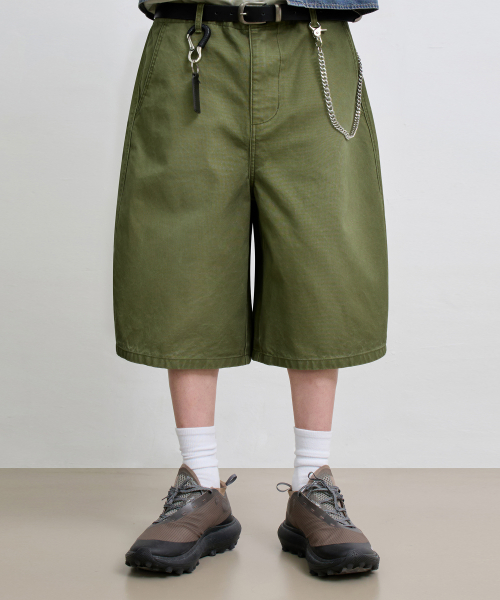 © EVERYONE’S CURVED CHINO PANTS_HALF 4 COLOR