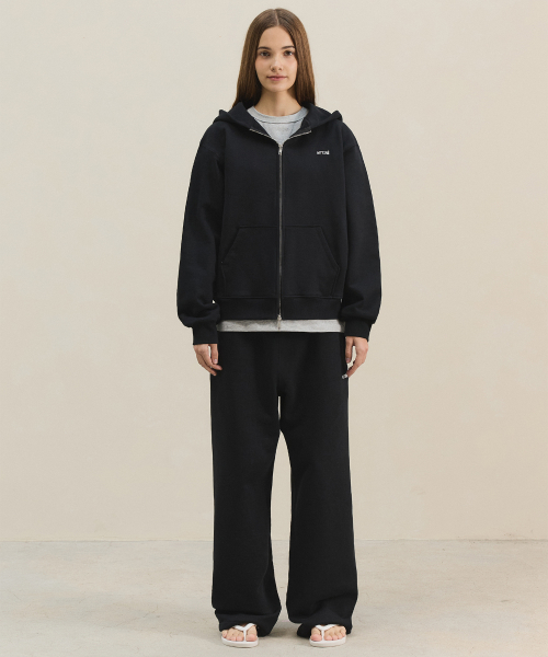 Basic Straight Sweatpants / Black