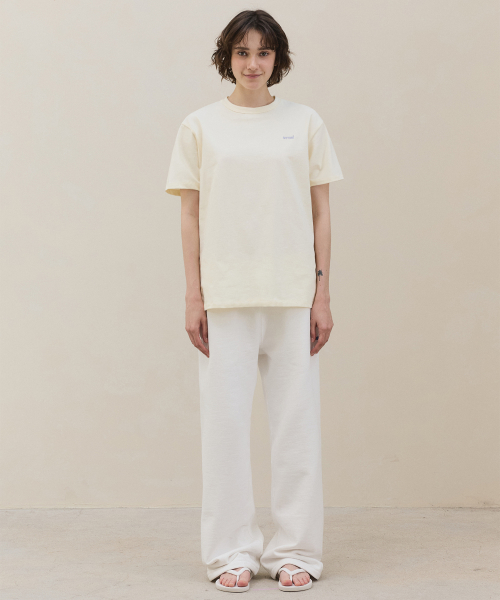 Basic Logo T-shirt / Light Yellow