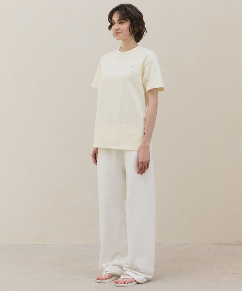 Basic Logo T-shirt / Light Yellow