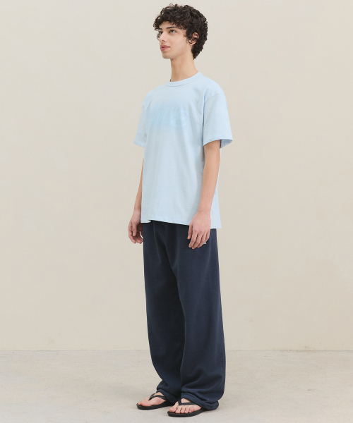 Essence T-shirt / Sky Blue