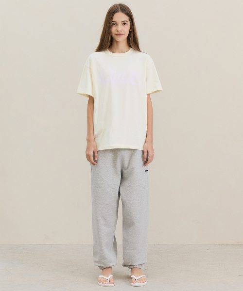 Essence T-shirt / Light Yellow