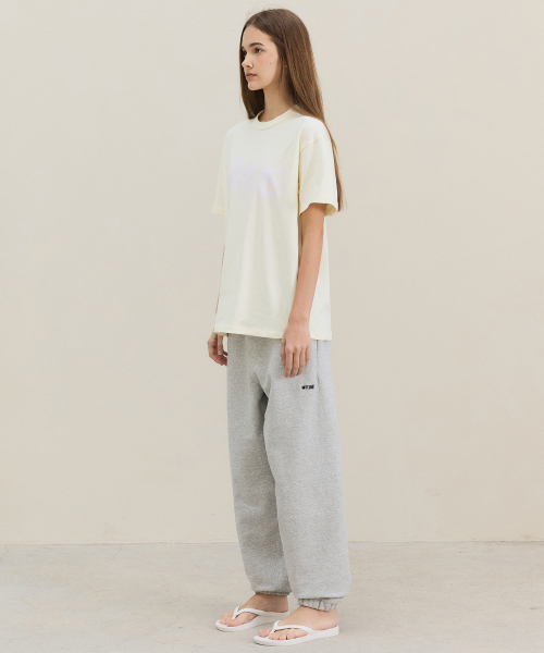 Essence T-shirt / Light Yellow