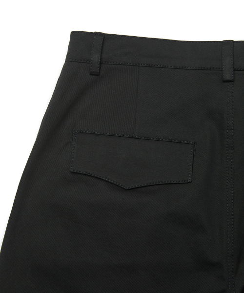 ASLANT BERMUDA (BLACK)