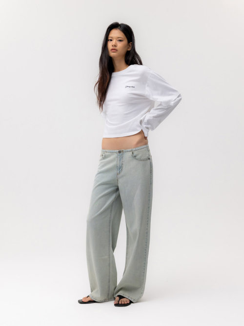 THE SAVANNA JEANS (LIGHT BLUE)