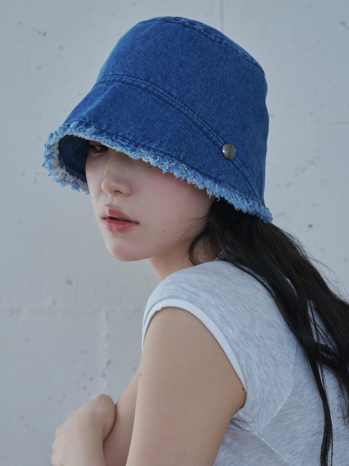 Frayed Hem Moon Bucket Hat (Blue Denim)