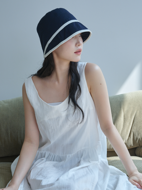Contrast Line Moon Bucket Hat (Navy)