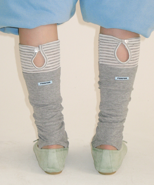 LAYERED OPEN TOE LEG WARMERS GREY STRIPE