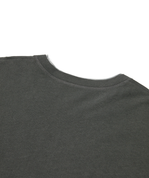STILLCUT TEE (CHARCOAL)