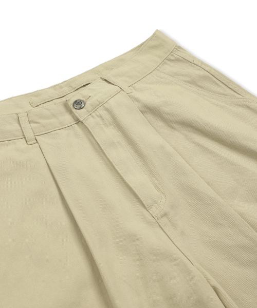GP190 턴업 가우초 버뮤다 팬츠 (BEIGE)