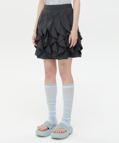 All Over Ruffle Skirt [Charcoal]