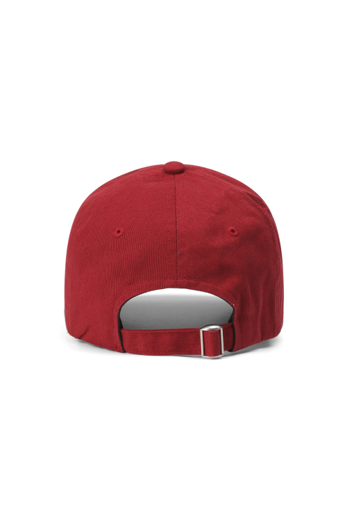 ESSENTIAL LOGO BALL CAP IN RED
