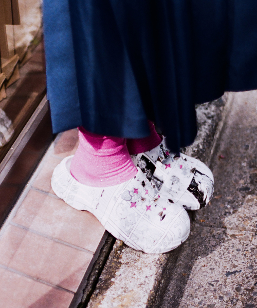 [× MOMENTEL] HAYDEN CLOG - WHITE