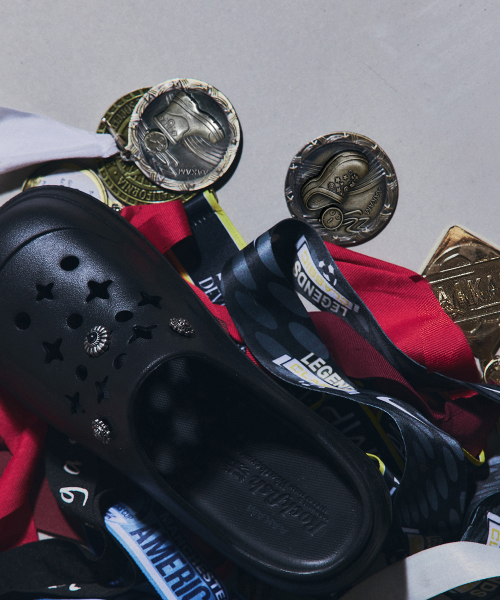 [× AAKAM] HAYDEN CLOG - BLACK
